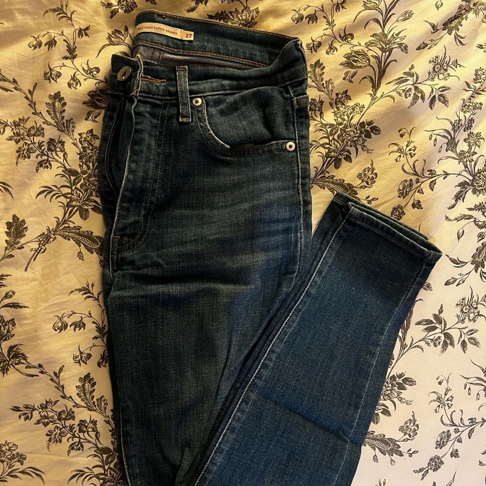 Worn but no damage